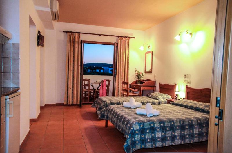 Studio with Garden View (3 Adults + 1 Child) image 1