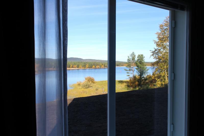 Superior Twin Room with Sauna with Lake or Forest View image 2