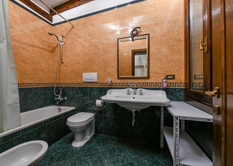 Superior Apartment image 4