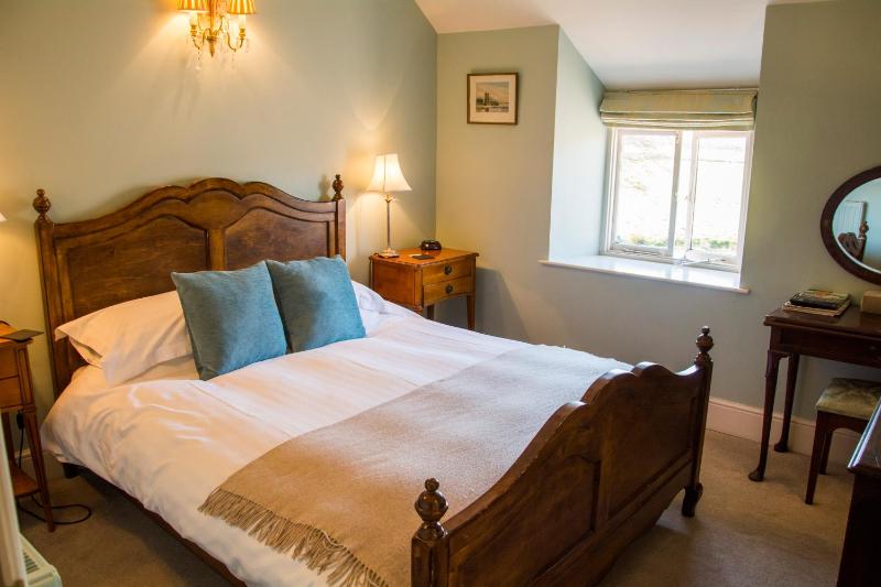 Standard Double Room image 2