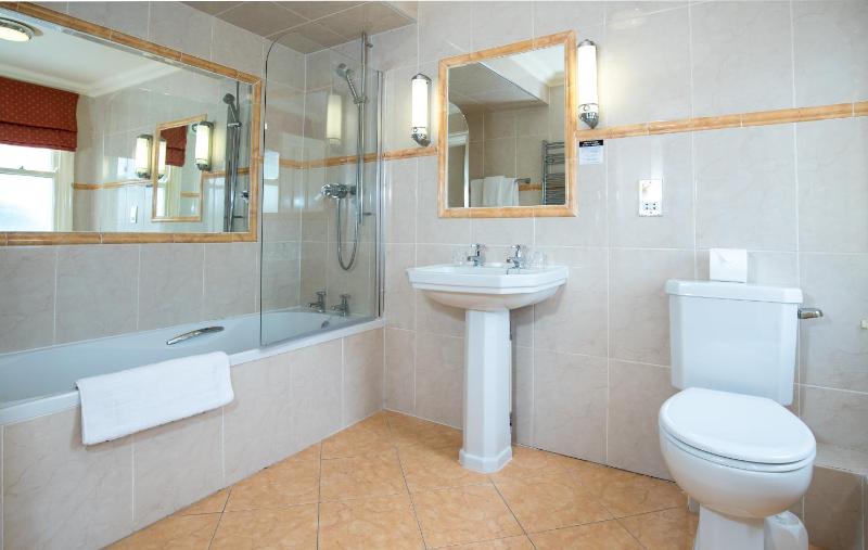 Double Room with Sea View image 1