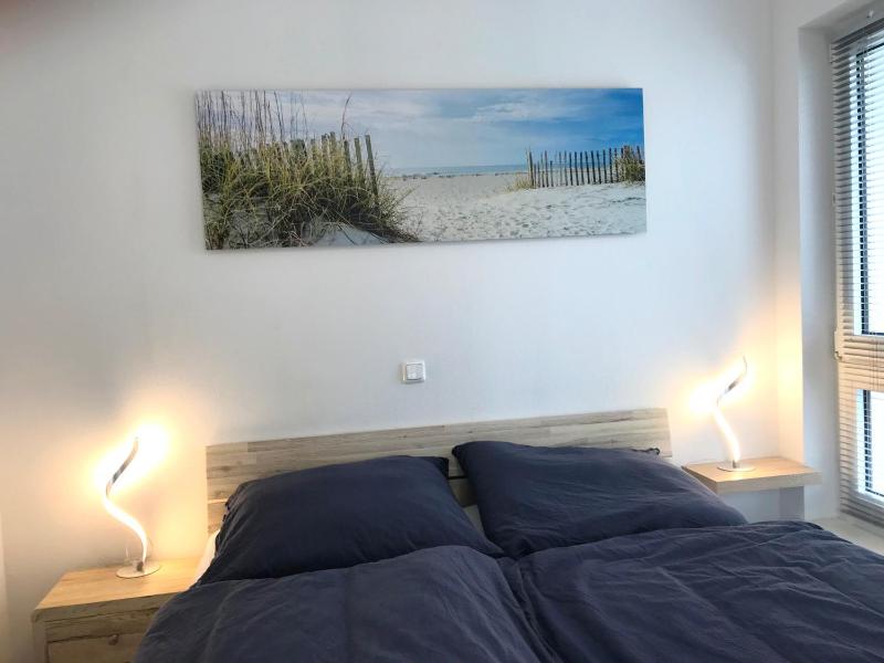 One-Bedroom Apartment image 1
