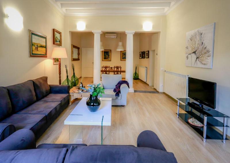 Superior Apartment image 1