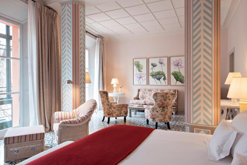 Presidential Suite image 2