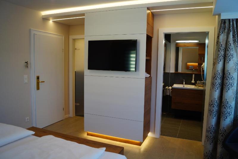Superior Double Room image 2