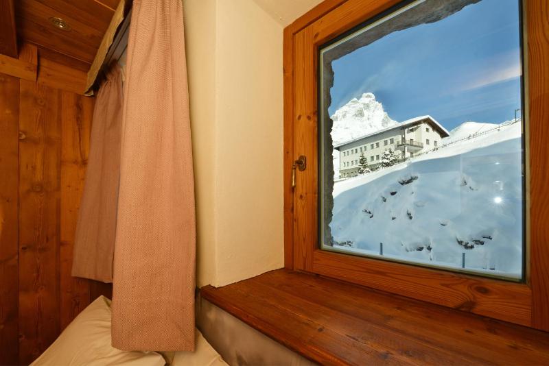 Economy Double Room image 4