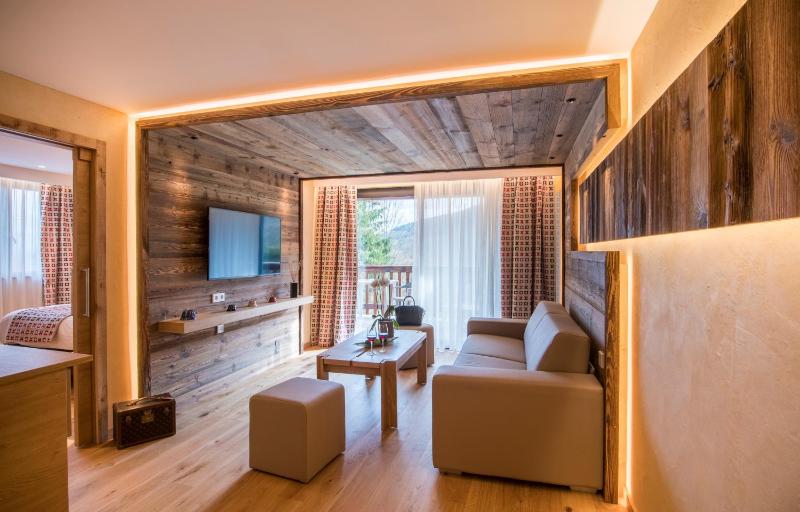 Suite with Spa Access image 3