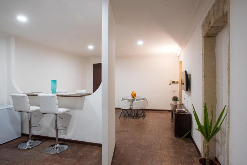 Two-Bedroom Apartment - Contessa image 4