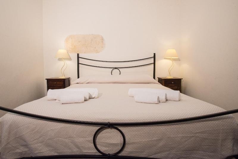 Two-Bedroom Apartment - Contessa image 1