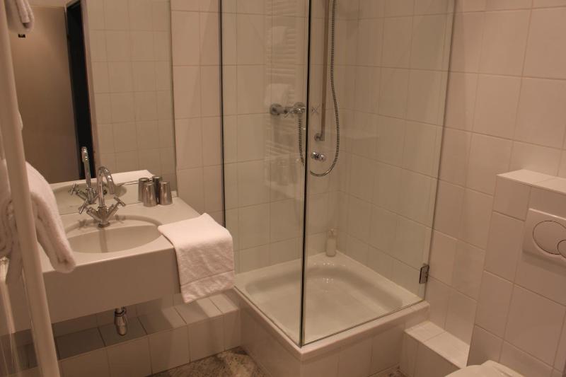 Triple Room image 3