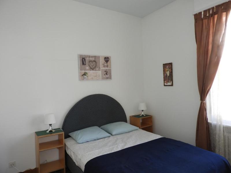 Family Room with Shared Bathroom image 2