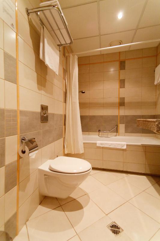 Junior Suite with Extra Bed image 4