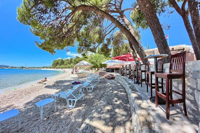 Apartments & Rooms Seaside Images