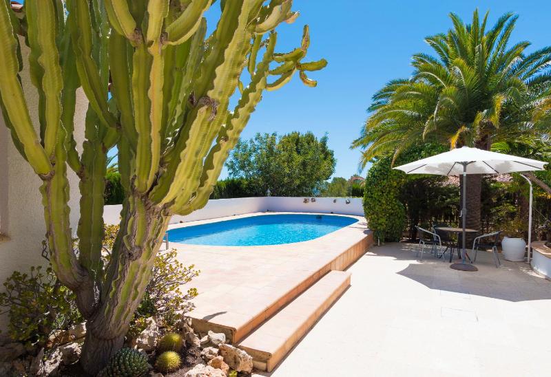 Villa Lo - chill out house - by Holiday Rentals Villamar - image 2