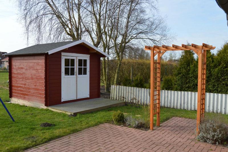 Two-Bedroom House image 4