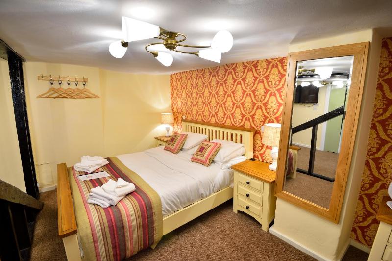 Superior Double Room image 4