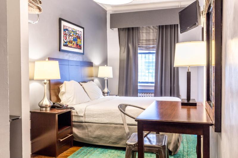 Hotel 309 - image 12