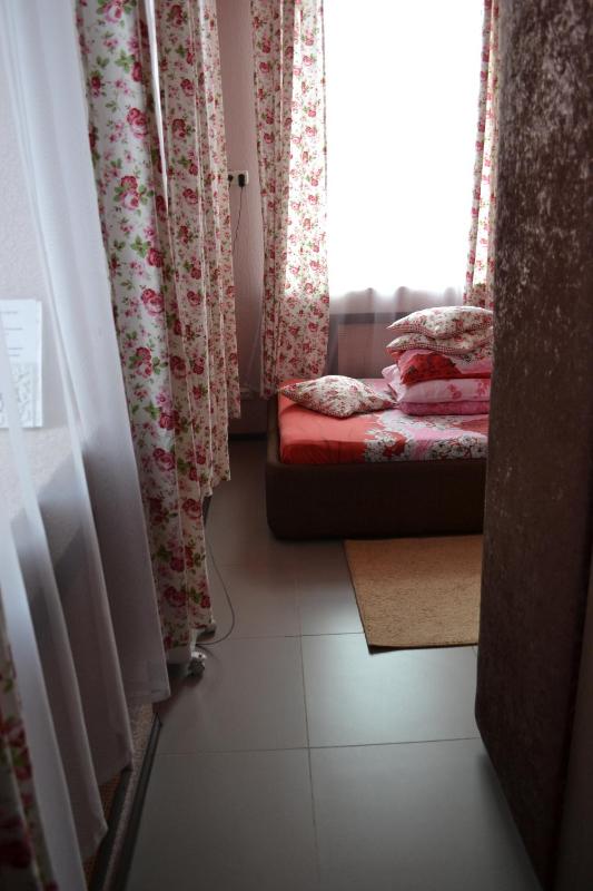 Single Room image 2