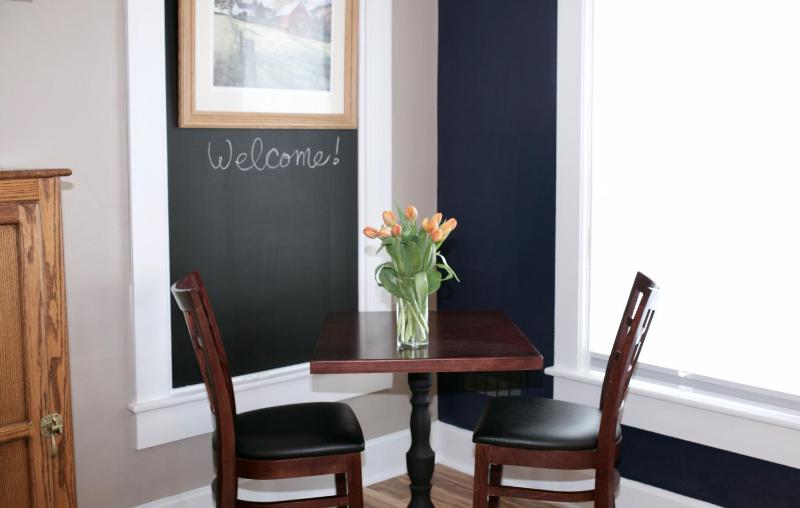 King Room image 3