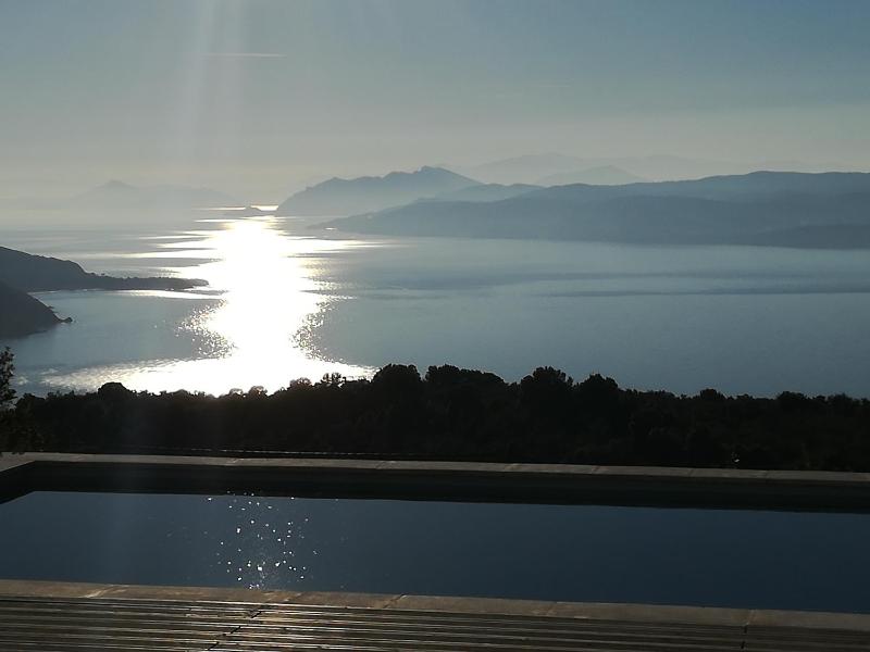 Luxury villa in Kechria - image 1