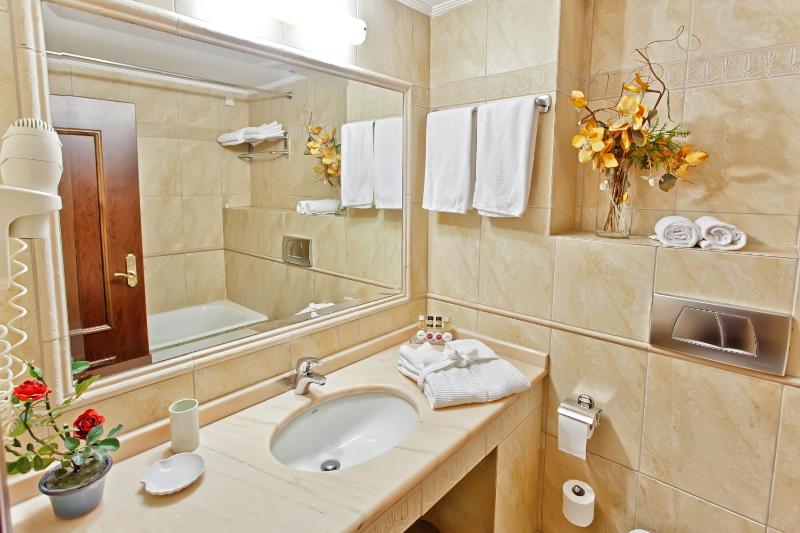 Junior Suite image 3