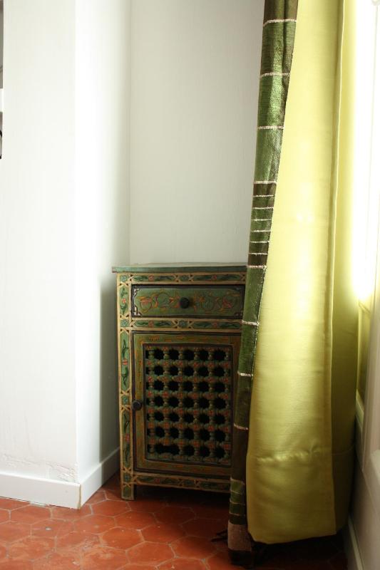 Standard Double Room image 4
