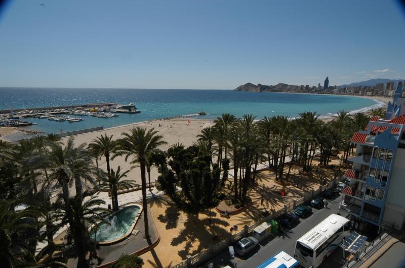 Double or Twin Room with Sea View image 2