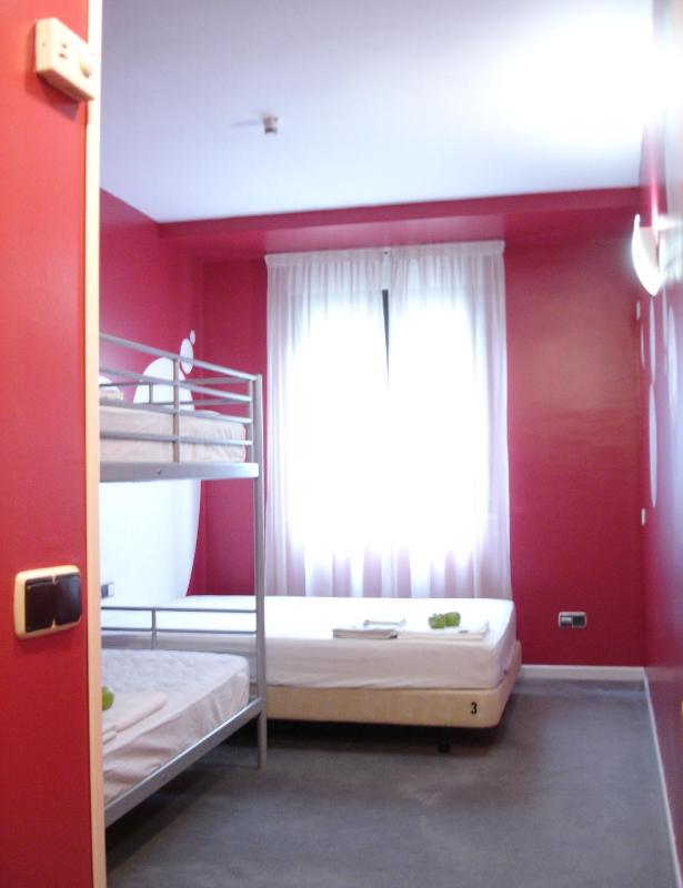 Quadruple Room image 3