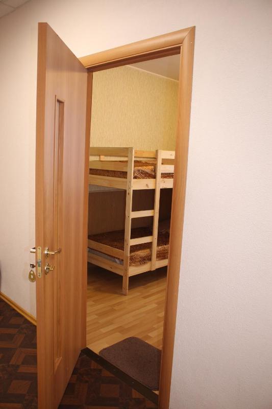 Standard Quadruple Room image 1