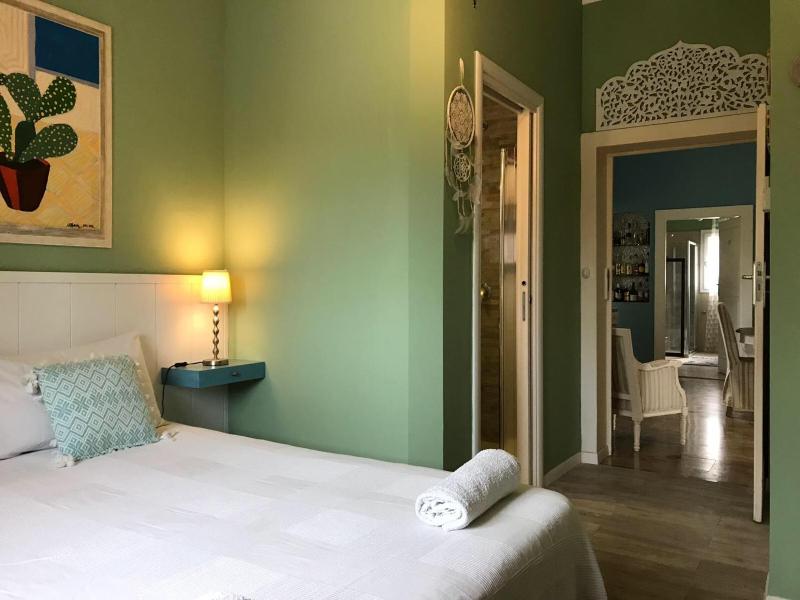 Double Room image 3