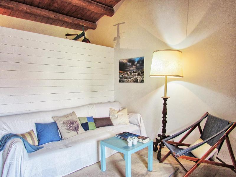 One-Bedroom House image 3