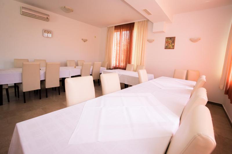 Guesthouse Helena - image 7