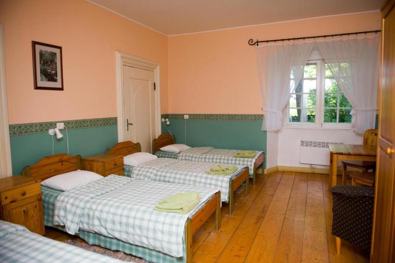 Bed in 4-Bed Dormitory Room image 4