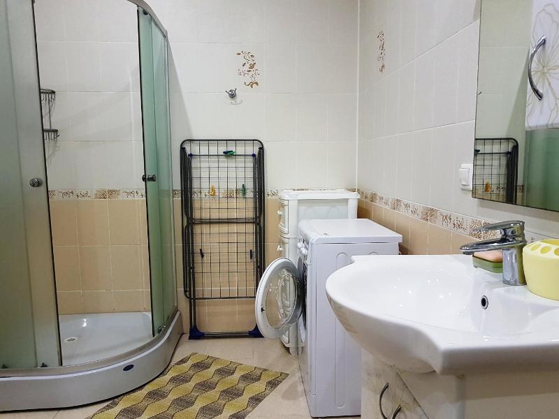 One-Bedroom House image 2