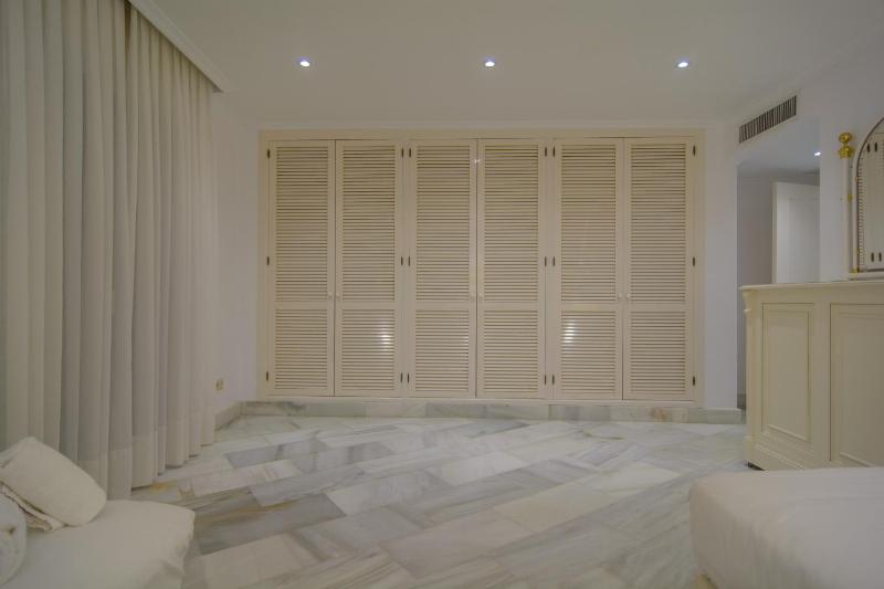 Apartment in White Pearl Beach - image 20