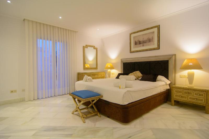 Apartment in White Pearl Beach - image 14