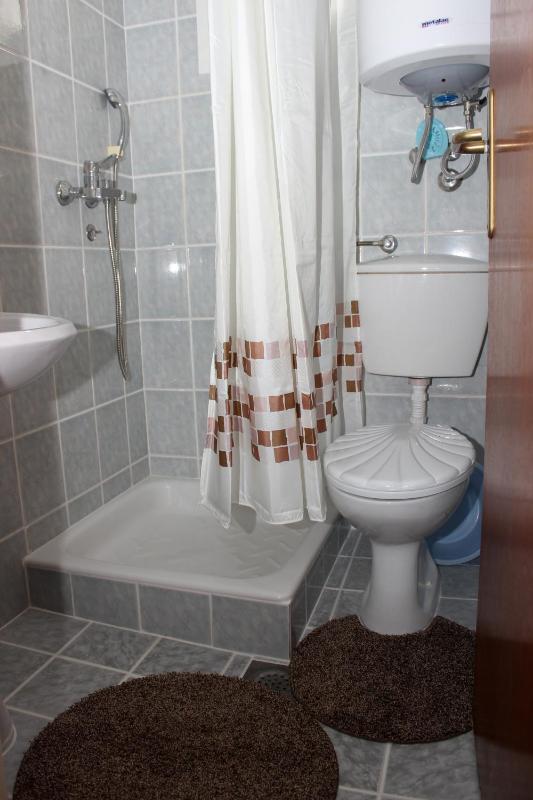 Apartment with Mountain View image 3