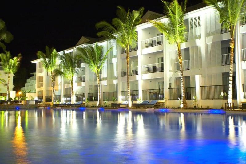 Beach Club Port Douglas Luxury Apartments - image 23