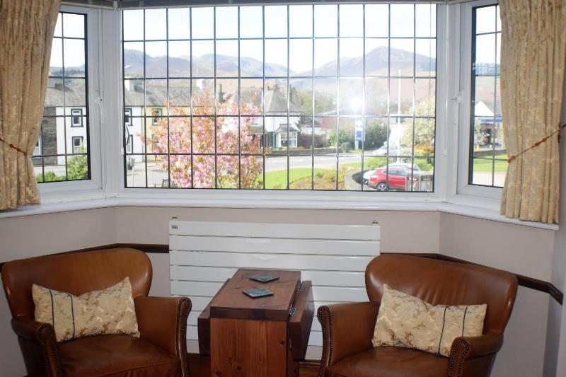 Riverside Escape - image 5
