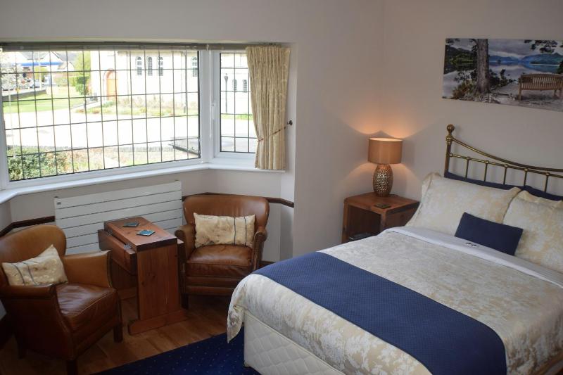 Riverside Escape - image 11