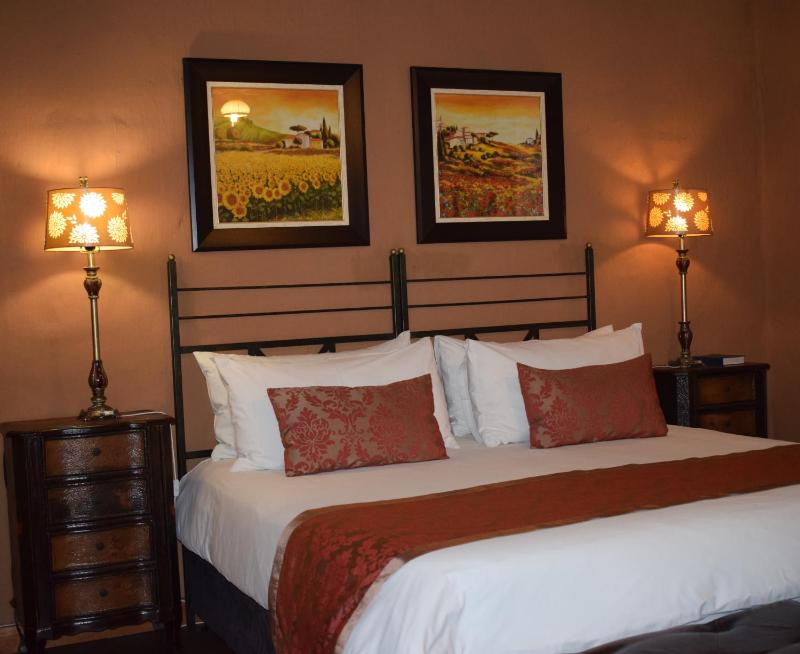 Chateau Vue Guesthouse - image 5
