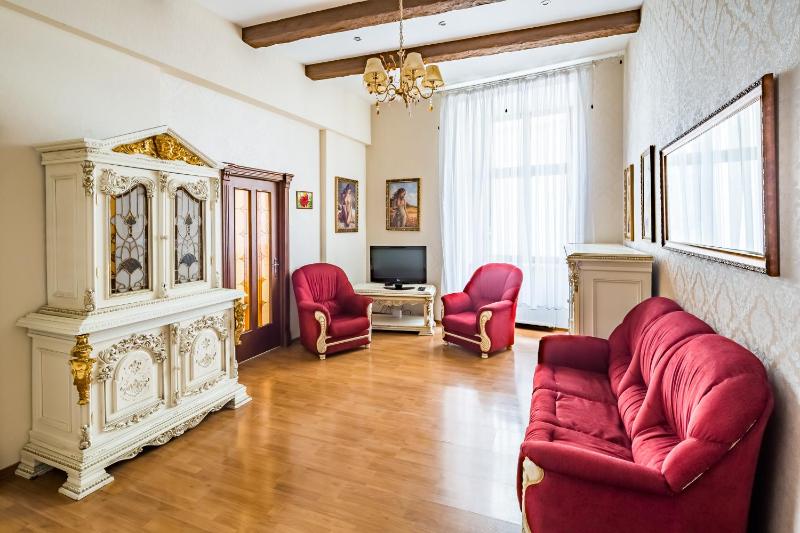 2 Virmens'ka Apartment - image 1