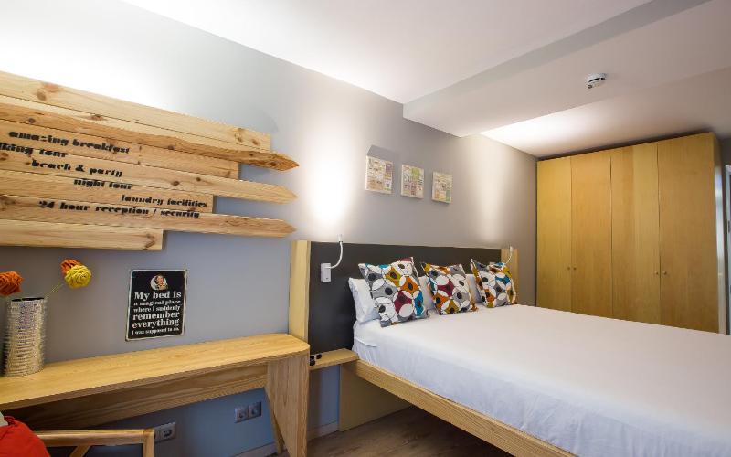 Double Room image 1