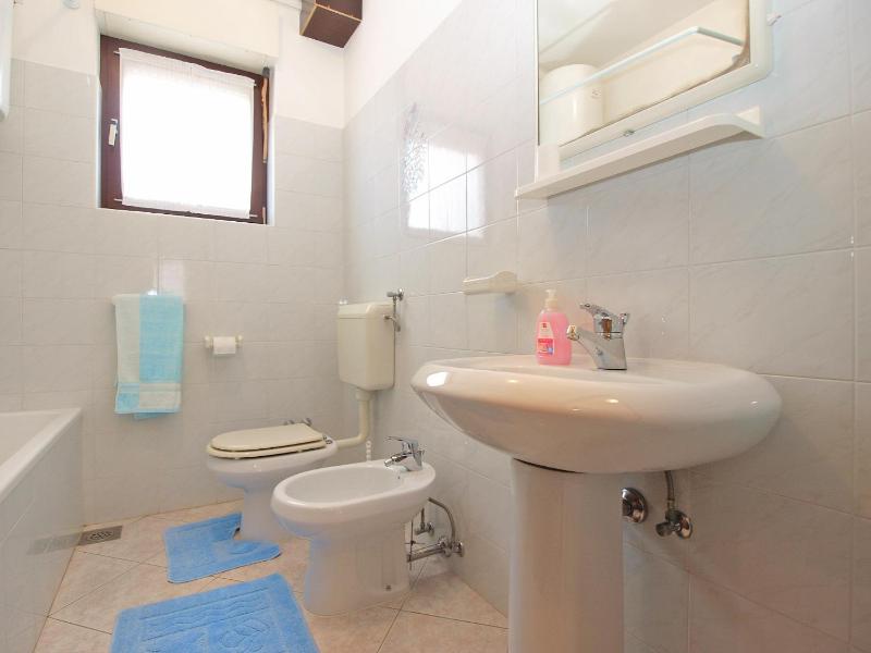 Studio Apartment image 2