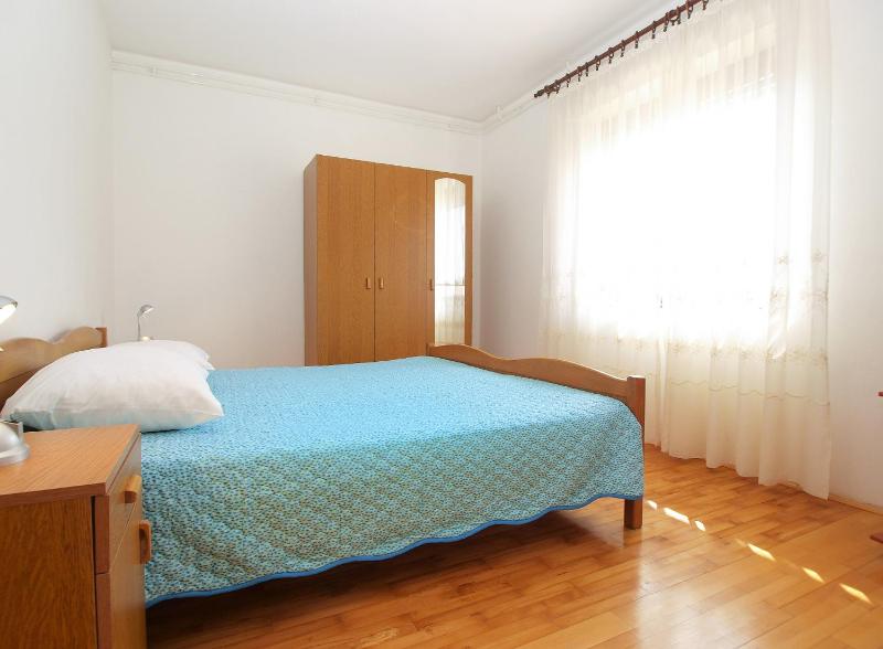 Apartment image 2