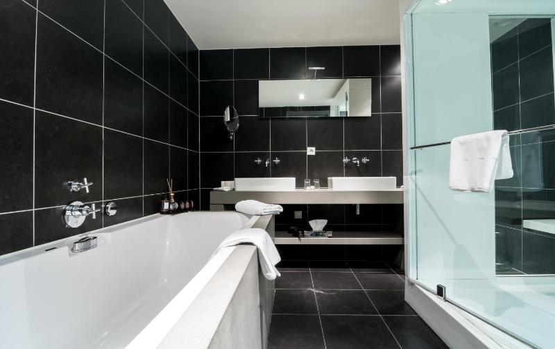 Business Suite image 2