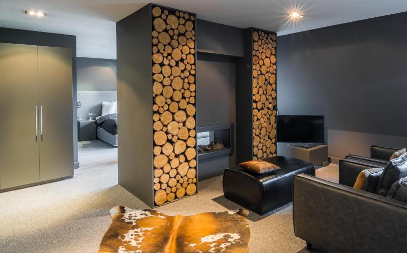 Business Suite image 3