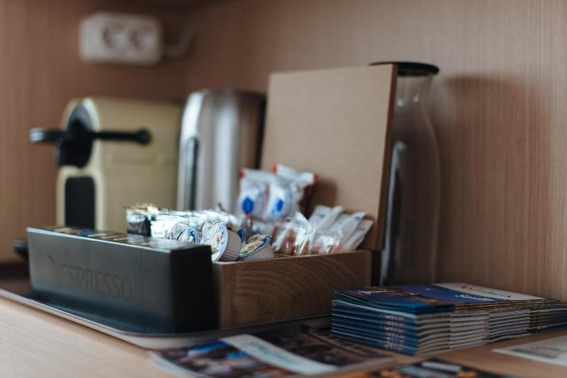 Superior King Suite image 1