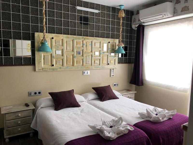 Hostal Boutique Luna de Gavín - image 11