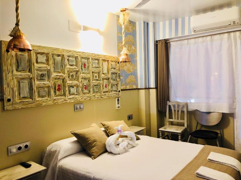 Hostal Boutique Luna de Gavín - image 25